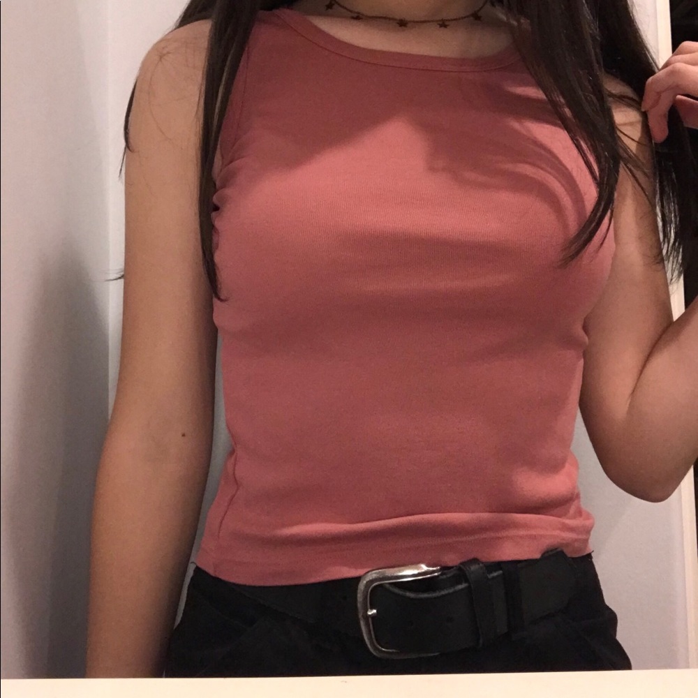brandy melville super cute pink tank top
